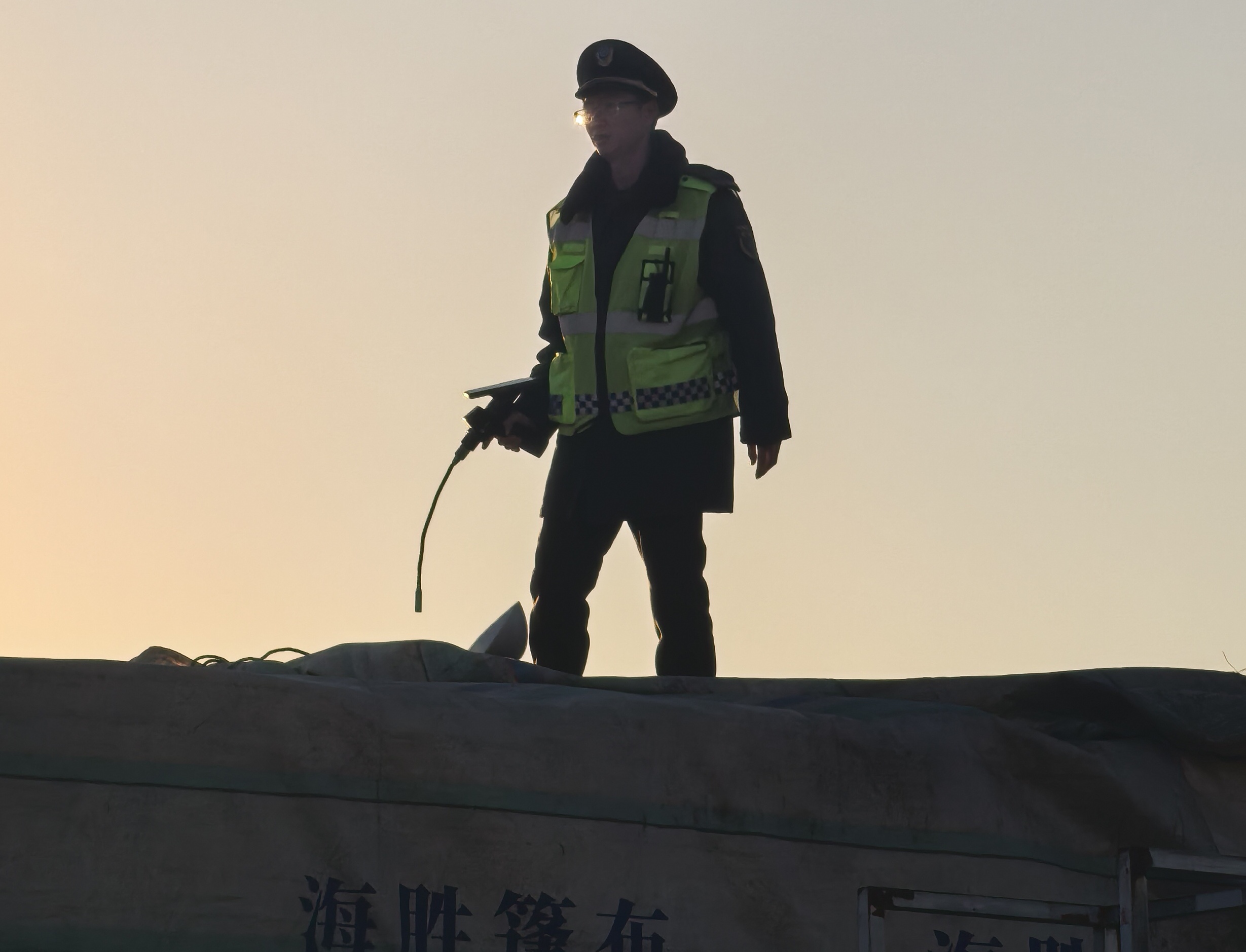微信图片_20251208122105_8_824.jpg