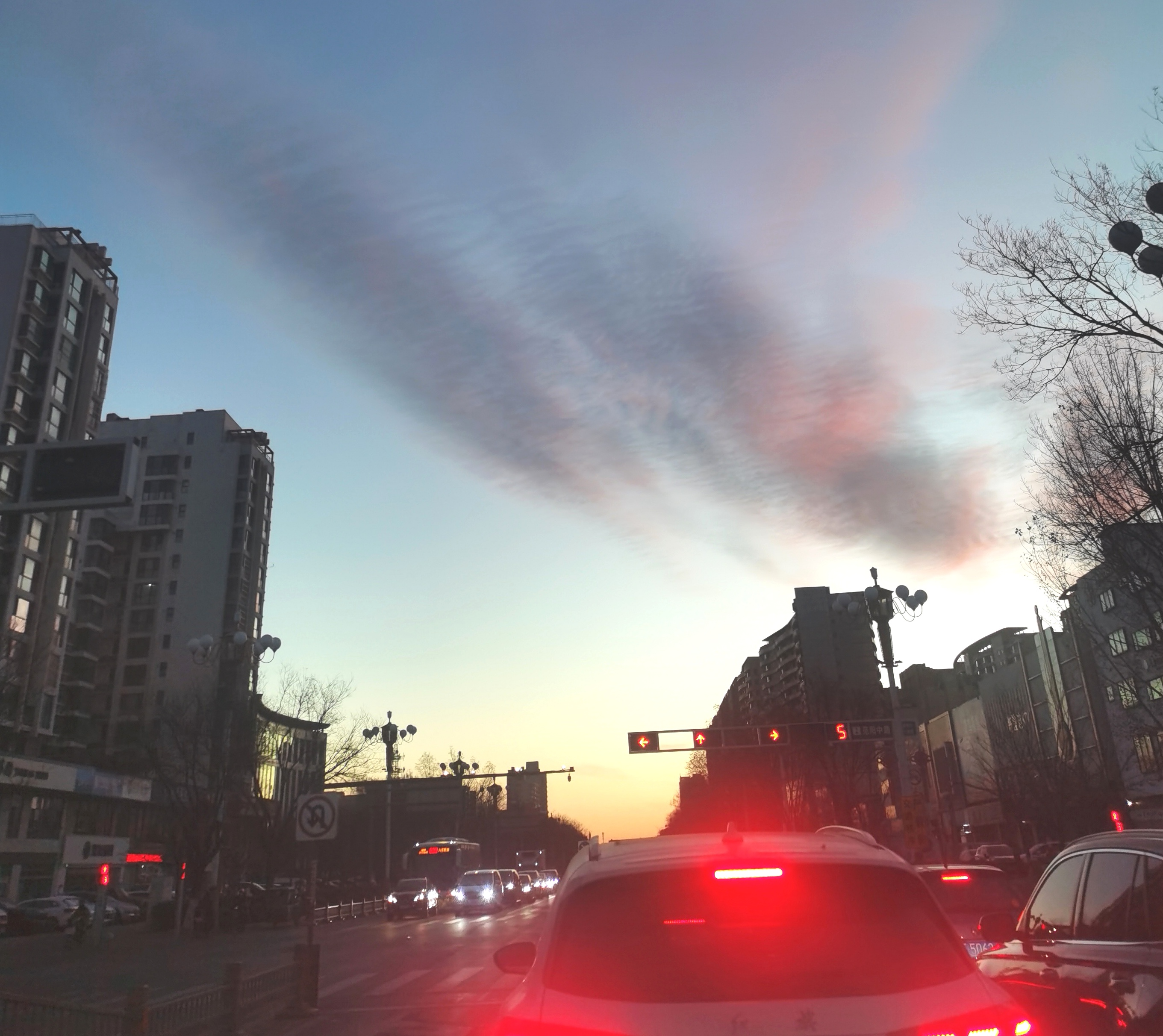 微信图片_20251215094352_169_439.jpg